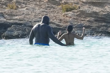 El ex pivot de los Orlando Magic, Los ?ngeles Lakers o Miami Heat entre otros equipos se encuentra en Formentera junto con su familia disfrutando del verano.