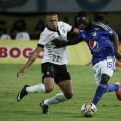 Machado y Agudelo regresan a la titular ante Jaguares