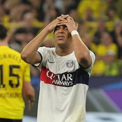 Mbappé choca contra un Muro