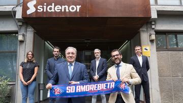 Los presidentes de Sidenor y Amorebieta, tras el acuerdo