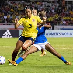 Jugar en Liverpool, el sueño de Ángela Barón