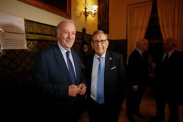 Campanero, cerca de El Arcángel 