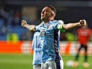 El Celta rinde tributo a Iago Aspas en el encuentro contra el Niza de la Europa League. Un espectáculo de drónes celebra su record histórico de 534 partidos con el club celeste.