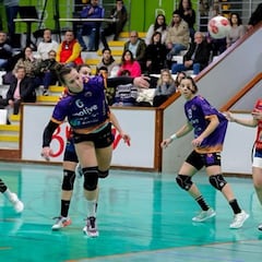 Gijón y Elche discuten su paso a las semifinales