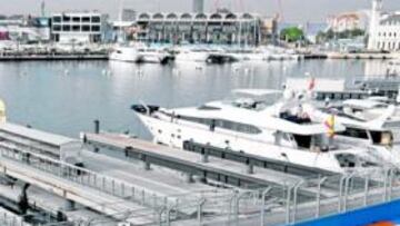 <b>DECEPCIONANTE. </b>Luca Badoer se está mostrando por debajo de las expectativas con el Ferrari.