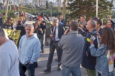 Salvo: “Meriton se comprometió a acabar el estadio, pero tiene que pagarlo el Valencia”