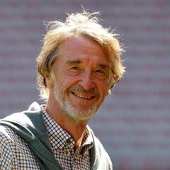 Who is Jim Ratcliffe, the British billionaire who wants to buy Manchester United?