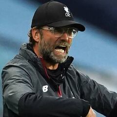 Klopp carga contra Chelsea y City por su gasto en fichajes