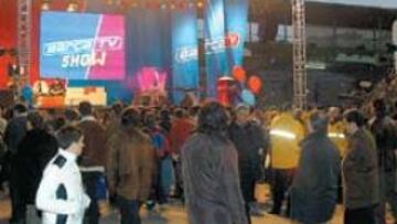 <b>EL ESCENARIO.</b> La esplanada de tribuna del Camp Nou fue un plató.