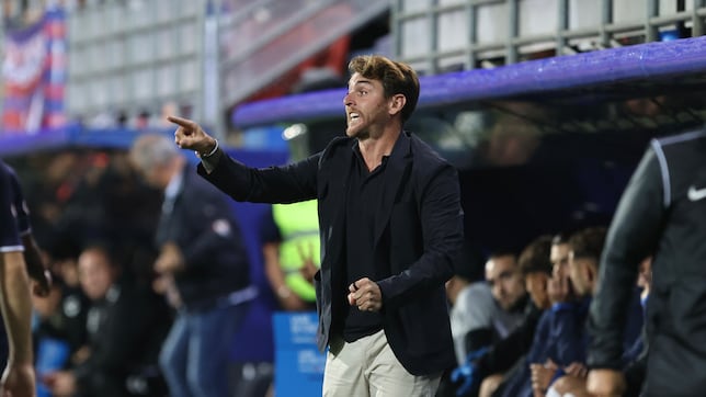 Ibai Gómez mejora a Eder Sarabia