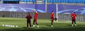 Oblak, Moreira and Moya, the goalkeepers of Atlético.