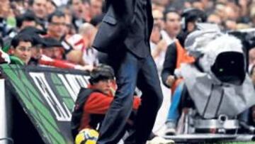 <b>SU MEJOR NAVIDAD. </b>Caparrós llega al final de año más destacado desde que está en Bilbao.