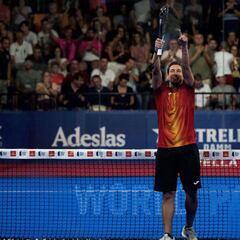 Botello y Javi Ruiz se meten
en su primera final profesional
