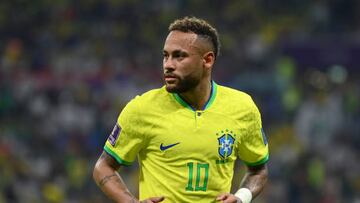 LUSAIL CITY, QATAR - NOVEMBER 24: Neymar of Brazil during the FIFA World Cup Qatar 2022 Group G match between Brazil and Serbia at Lusail Stadium on November 24, 2022 in Lusail City, Qatar. (Photo by Justin Setterfield/Getty Images)