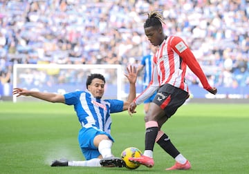 El zaguero espanyolista es partido a partido el mejor de su equipo. Seguro atrs siempre aporta en ataque.