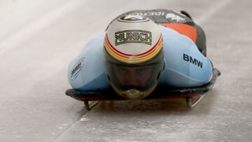 El piloto espa&ntilde;ol de skeleton Ander Mirambell compite durante los Mundiales de Altenberg 2020.