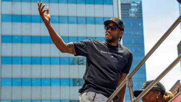 Kawhi Leonard, durante la celebración por el título de la NBA.
