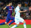 Fabian Schär resta importancia al codazo de Luis Suárez