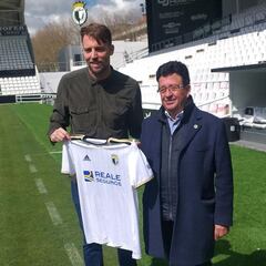 Rodrigo Santidrián: “Nos falta por fichar delanteros”