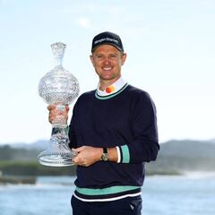 Justin Rose wins the AT&T Pebble Beach Pro-Am