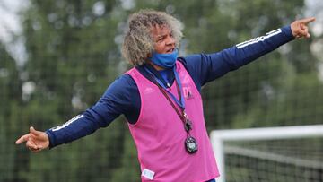 Alberto Gamero, DT de Millonarios, se volvió a referir a Jorman Campuzano, volante de Boca Juniors. El DT también se mostró feliz por el regreso de Román