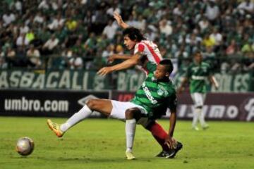 Deportivo Cali llegó al tercer lugar de la tabla de clasificación con 17 puntos. Junior quedó relegado en la decimotercera casilla con 10 unidades.