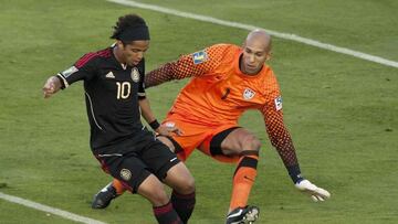 Final de la Copa Oro 2011. México protagoniza una remontada espectacular y uno de los grandes goles de la historia entre México y USA fue obra de Giovani Dos Santos