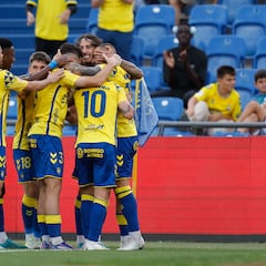 Las Palmas necesita golpear primero