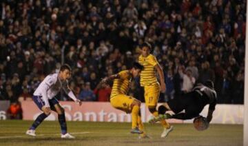 Fabra completó dos goles con Boca Juniors en Copa Libertadores.