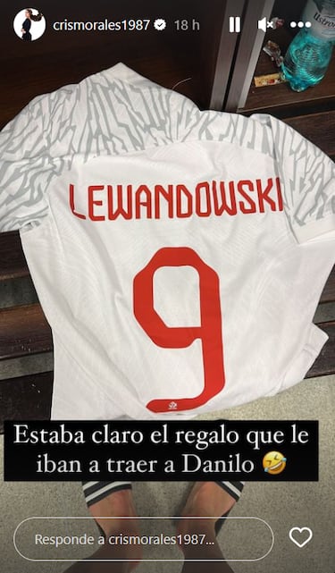 Camiseta histórica: ¿qué seleccionado se quedó con la ‘9′ de Lewandowski?