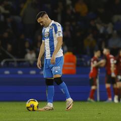 El Deportivo se lleva la botella medio vacía al parón navideño