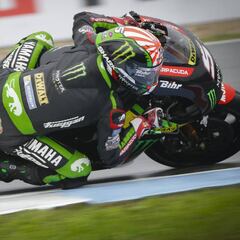 Zarco delante de Márquez y Lorenzo en la vuelta a la acción