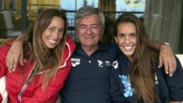 Gemma Mengual, Fernando Carpena (presidente RFEN) y Ona Carbonell, en el reciente Mundial de Kazán.
