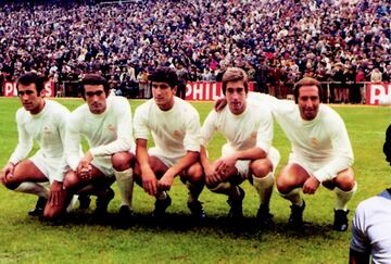 Delantera mítica del Real Madrid; Amancio, Pirri, Rafael Marañón, Velázquez y Gento. 
 