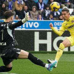 Coudet se estrena bajo la locura en Mendizorroza