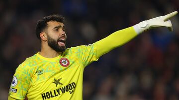 David Raya, portero del Brentford, durante un partido.