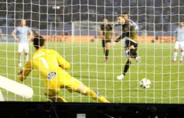 1-1. Lombán anotó el gol del empate de penalti.