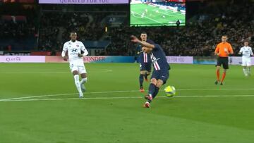 La comparación con Neymar sale por sí misma: la secuencia del gol de Cavani tras su 'affaire' con el Atleti