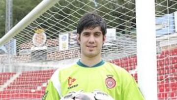 <b>A CAL Y CANTO. </b>Dejar la portería a cer es el gran reto de Roberto Santamaría.