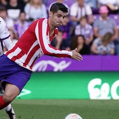 Morata no puede correr: cada arrancada es frenada con falta
