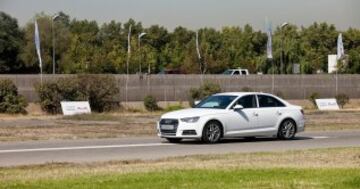 "Se lanzó el nuevo modelo Audi A4 en Chile. En el Club de Planeadores de Vitacura, Santiago, se llevó a cabo el lanzamiento oficial junto con un test drive en una pista especialmente adaptada para la ocasión"