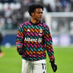 Juventus espera por Cuadrado para duelo clave con Napoli
