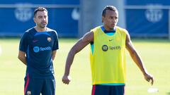 20220827
Entrenamiento 
FC Barcelona 
Aubaeyang (17) FC Barcelona
Xavi Hernandez (e) FC Barcelona
Kounde (23) FC Barcelona

