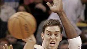 <b>FIN DE LA GIRA.</B> Gasol y los Grizzlies han puesto fin a su gira de cuatro partidos lejos de Memphis con dos victorias y otras tantas derrotas.