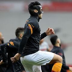 Falcao, fuera de convocatoria por molestia en la espalda