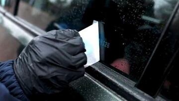 Si su auto cumple este requisito no está obligado a grabar la patente en el parabrisas: así puedes saber si estás exento