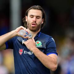 Blackburn Rovers toma una decisión con Ben Brereton