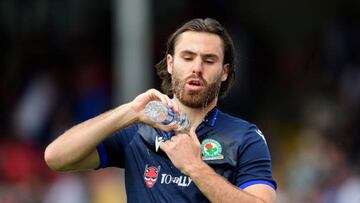 Blackburn Rovers toma una decisión con Ben Brereton