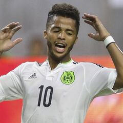 Giovani recae en su lesión; peligra su lugar en el Mundial