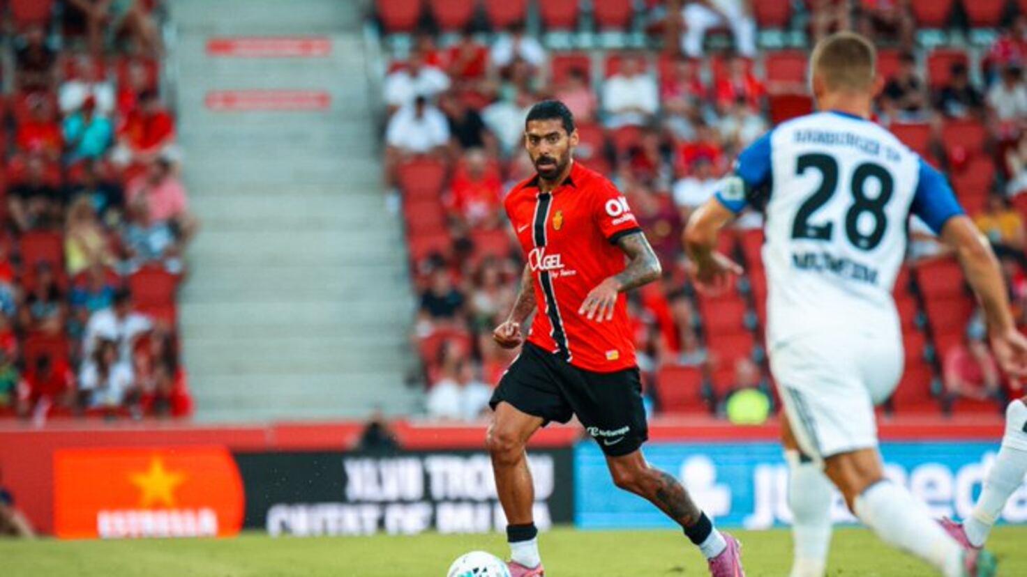 Samu Costa, baja contra el Barcelona